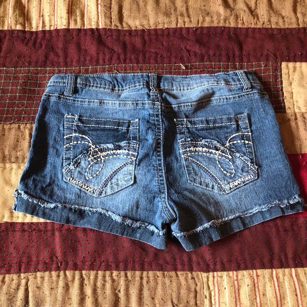 Wallflower shorts size 11